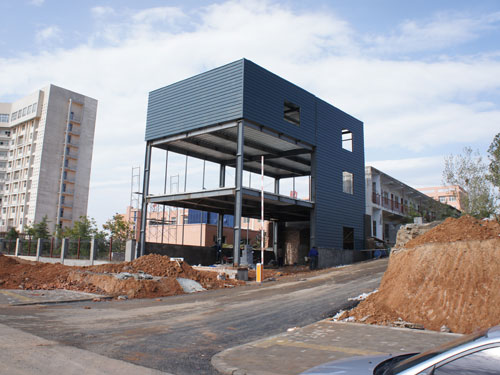 鋼結構廠房的預估截面